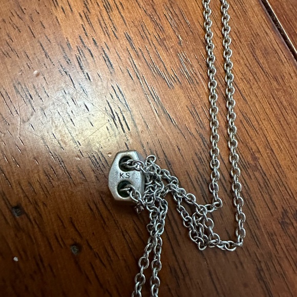 Kendra Scott Necklace!! - Picture 3 of 3